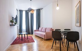 Zest And Nest Apartments In The Center
